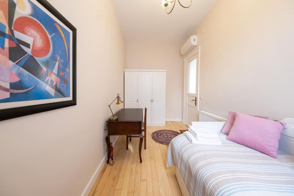 Daire Elegant, Spacious, Quiet 3br Near Historic Center