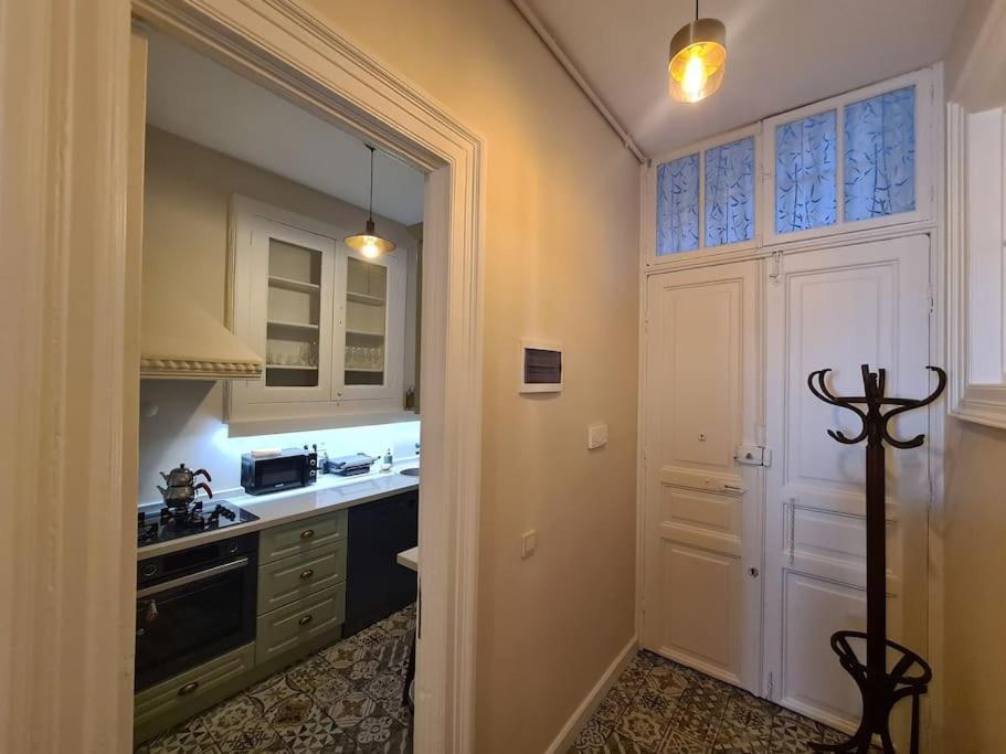 Elegant, Spacious, Quiet 3br Near Historic Center İstanbul