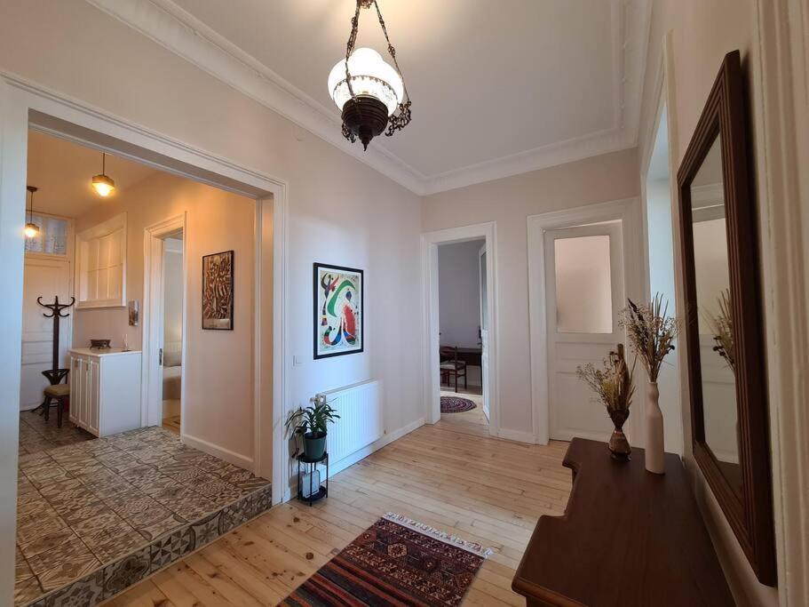 Elegant, Spacious, Quiet 3br Near Historic Center * İstanbul