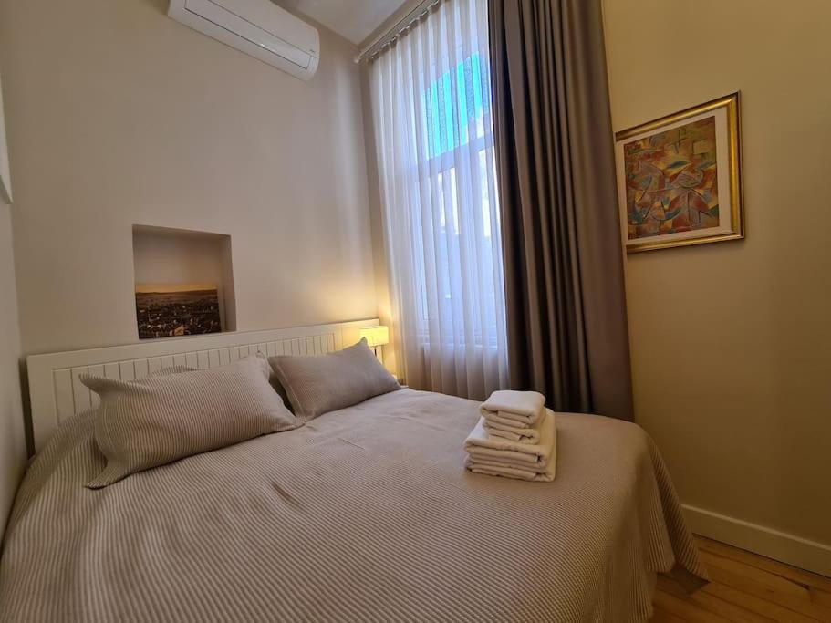 Elegant, Spacious, Quiet 3br Near Historic Center * İstanbul