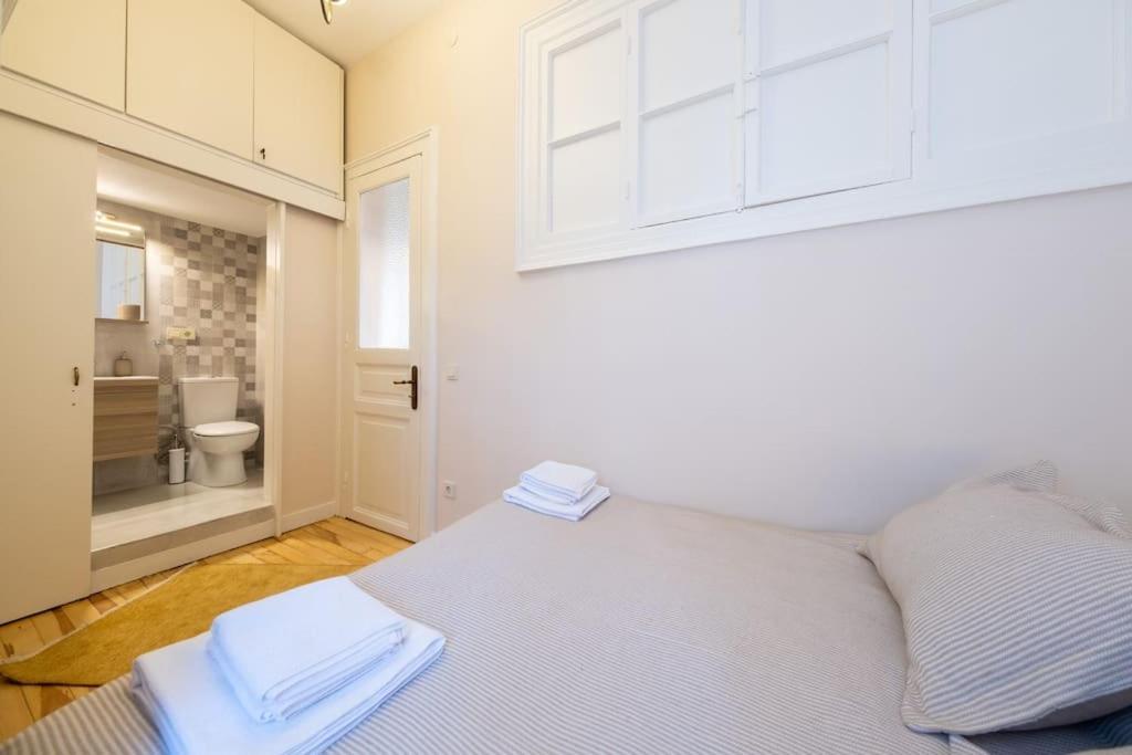 Elegant, Spacious, Quiet 3br Near Historic Center Daire *